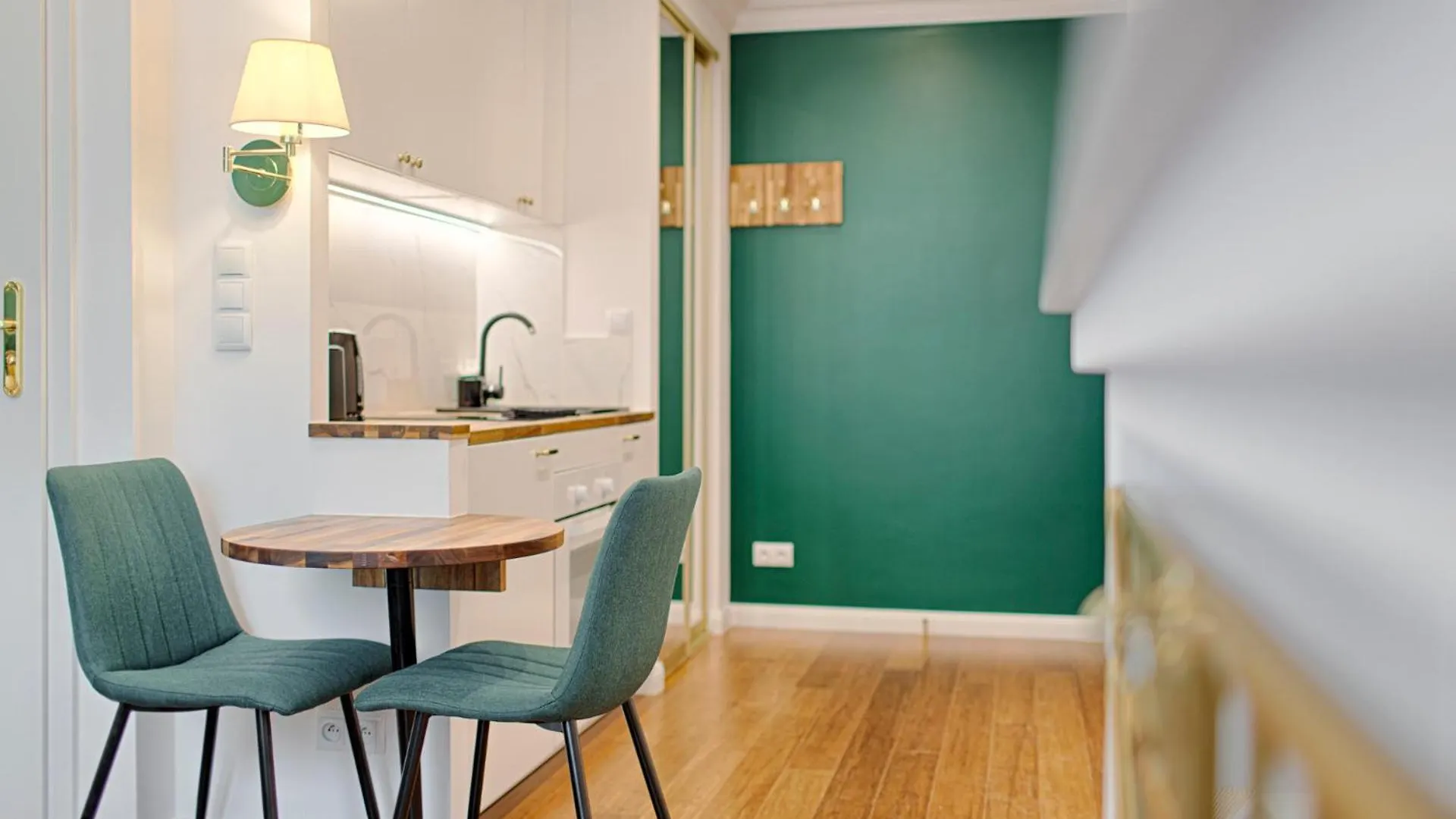 Tyzenhauz Apartments Wawel Krakow 0*,  Poland