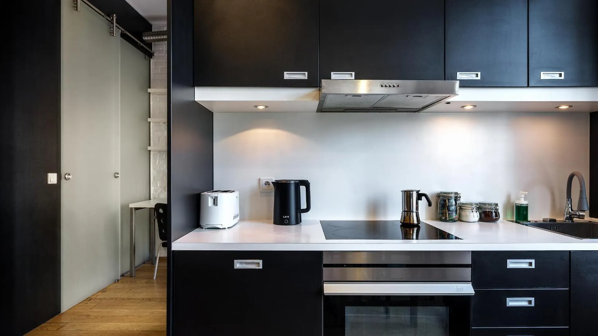 Tyzenhauz Apartments Wawel Krakow 0*,